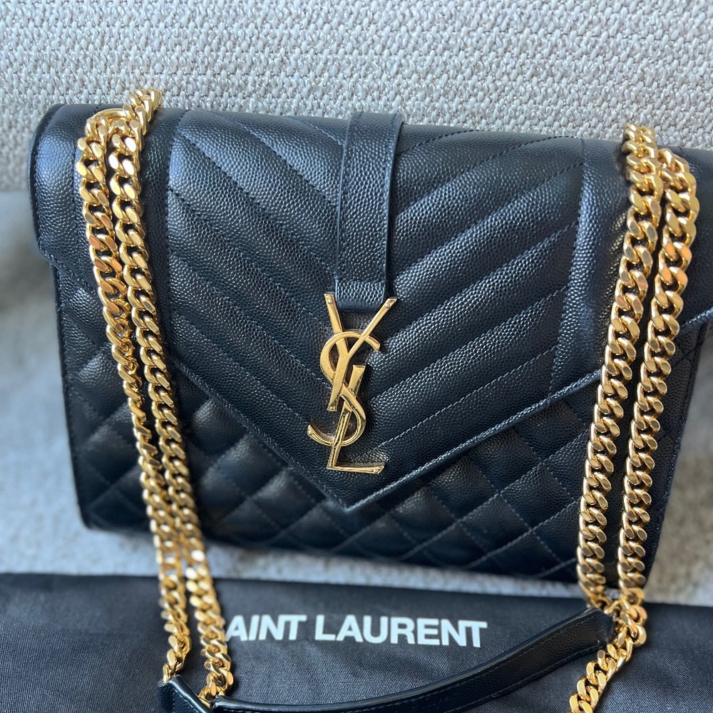 YSL ENVELOPE MEDIUM CHAIN BAG IN MIX MATELASSÉ GRAIN DE POUDRE EMBOSSED LEATHER
